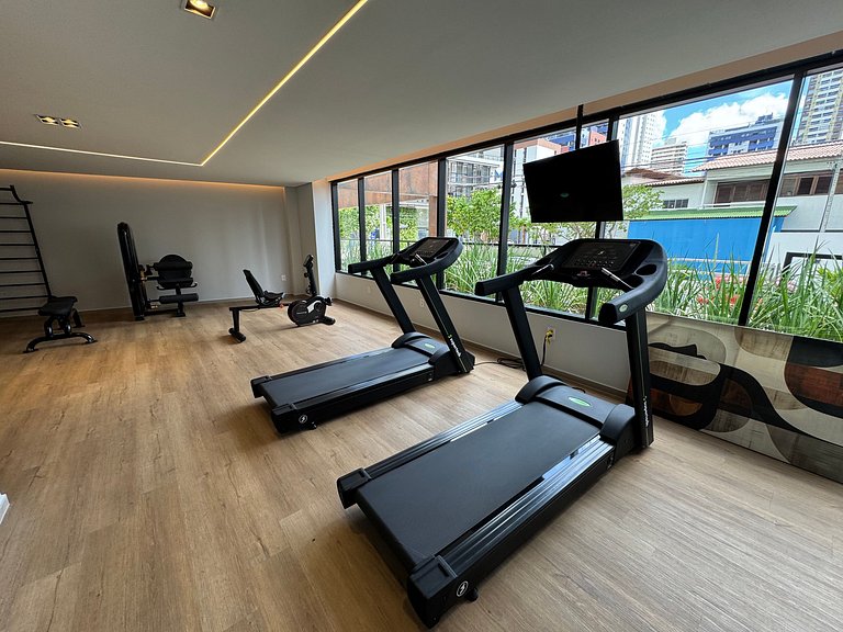 Apto com quarto e sala super varanda e vista AH705