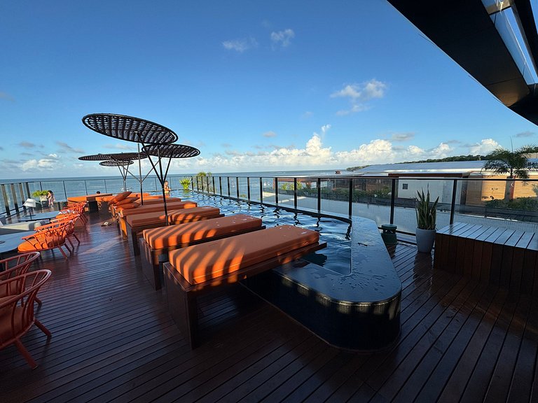 Flat beira-mar Cabo Branco com rooftop AH213