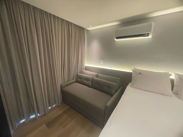 Flat beira-mar Cabo Branco com rooftop AH215