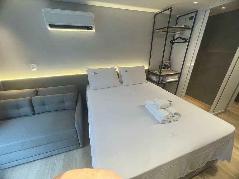 Flat beira-mar Cabo Branco com rooftop AH215