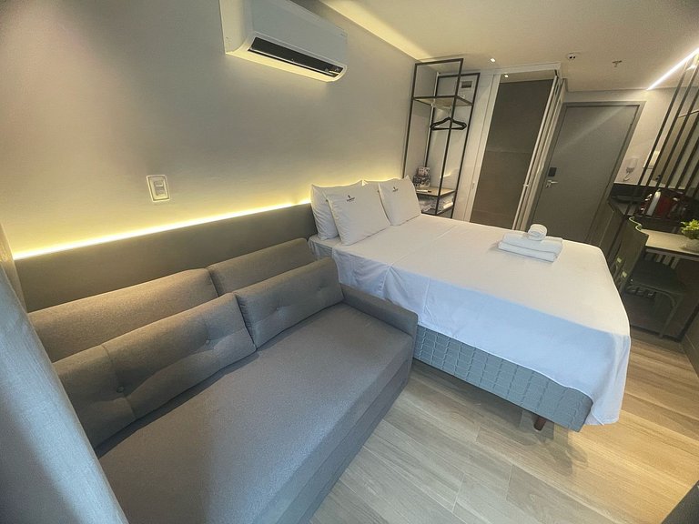 Flat beira-mar Cabo Branco com rooftop AH215
