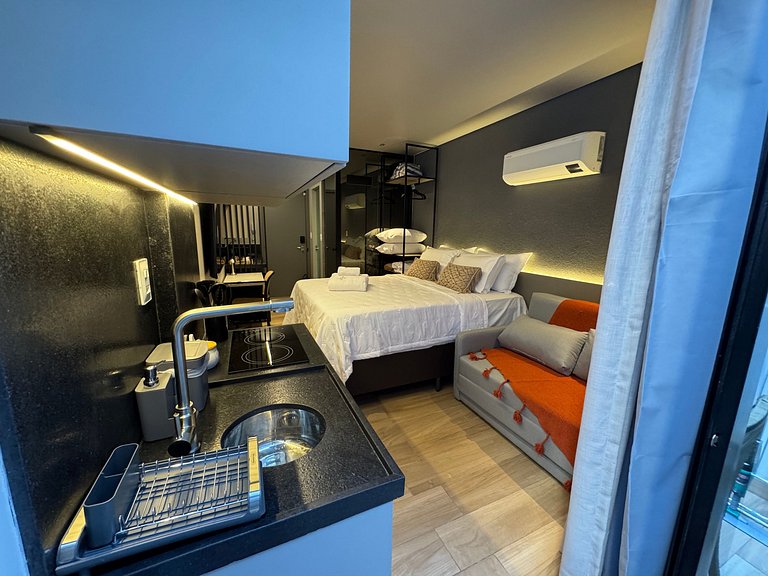 Flat Setai Cabo Branco seafront with balcony AHT12