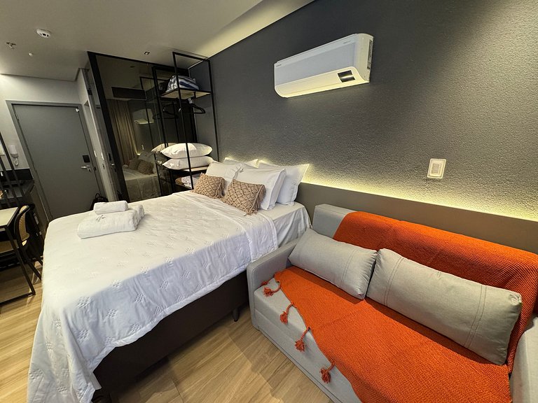 Flat Setai Cabo Branco seafront with balcony AHT12
