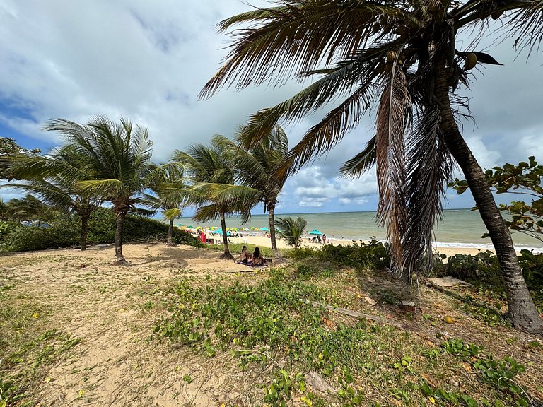Flat beira-mar pé na areia com varanda
