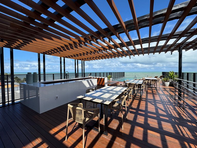 Flat beira-mar pé na areia com varanda AH 409