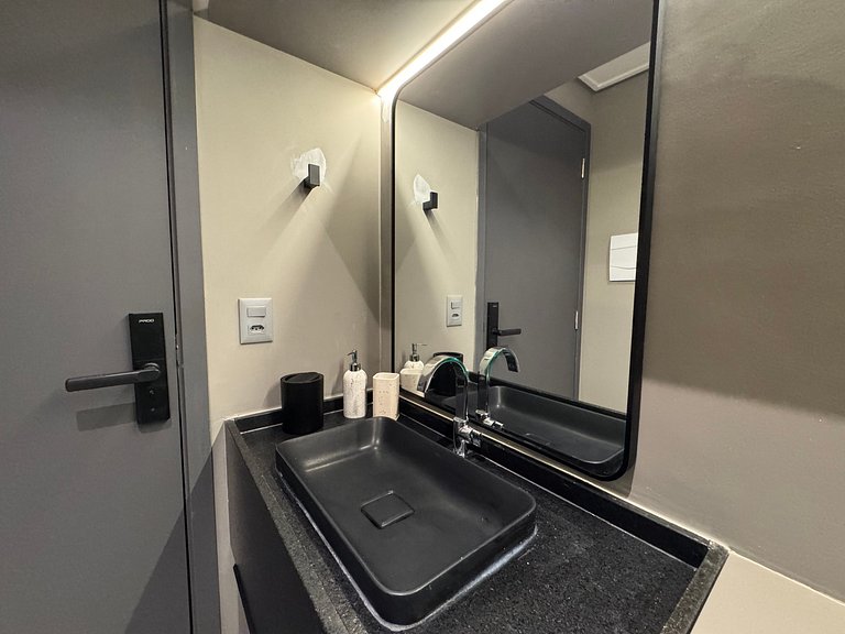 Flat térreo com terraço no Acqua Tambau AQTX5
