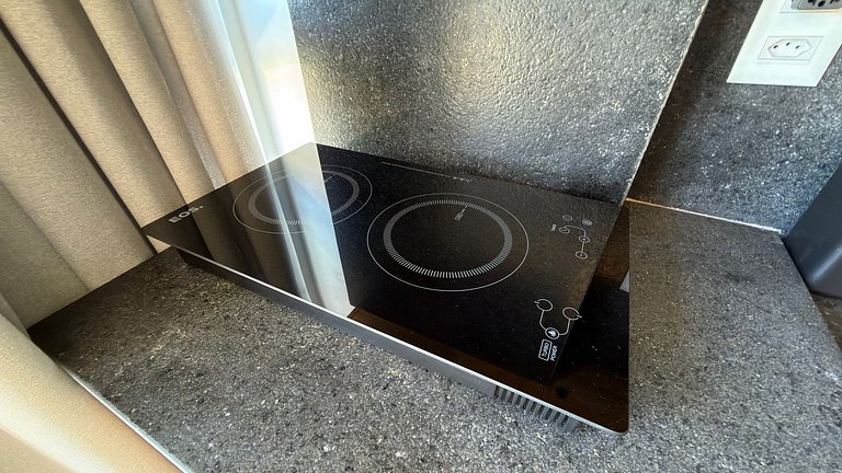 Flat de lujo completo en Acqua Tambau AQ62X