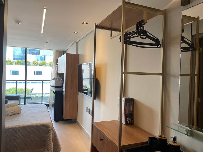 Flat de luxo com varanda no Acqua Tambau AQ4I8