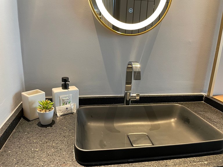 Apartamento de luxo com varanda no Acqua Tambau