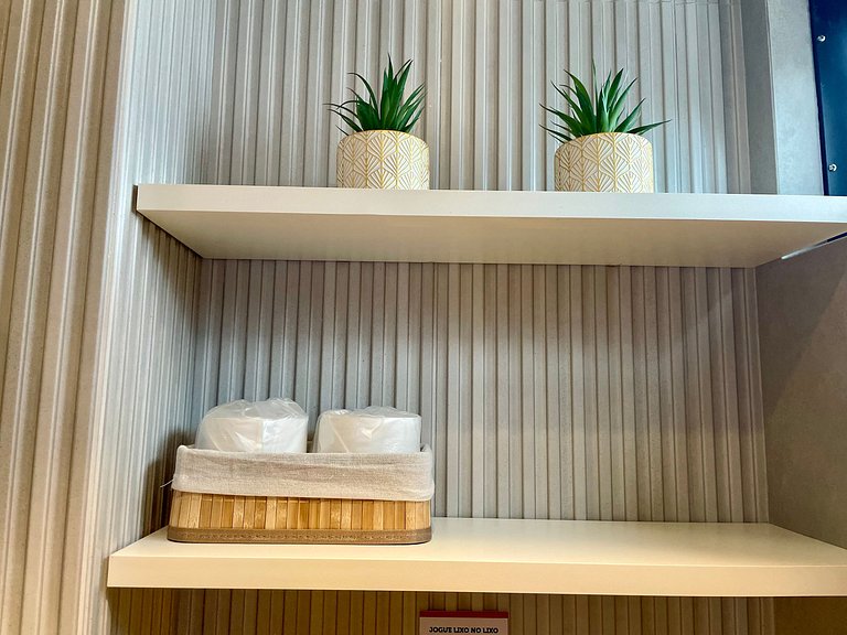 Flat de luxo com varanda no Acqua Tambau CD4XI