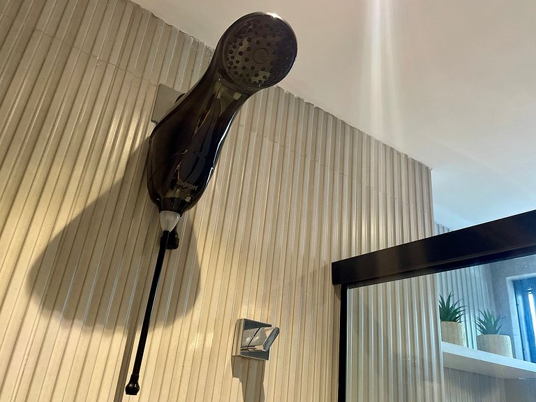 Flat de luxo com varanda no Acqua Tambau CD4XI