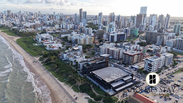 Flat beira-mar pé na areia com varanda