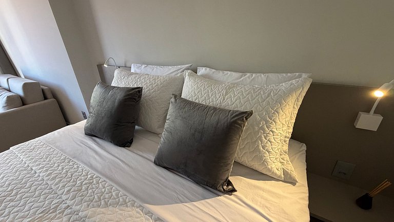 Flat de luxo completo no Acqua Tambau AQ3X1
