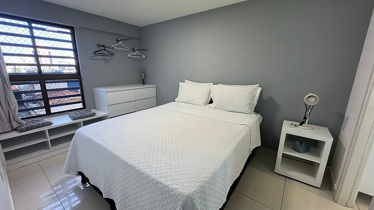 2 quartos com varanda em Manaíra AH206