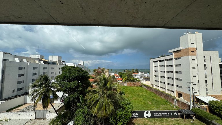 Flat de luxo com varanda no Acqua Tambau CD4I2